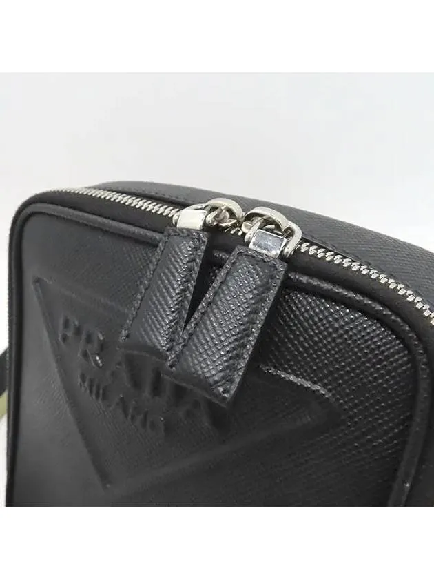2VH154 Crossbody Bag