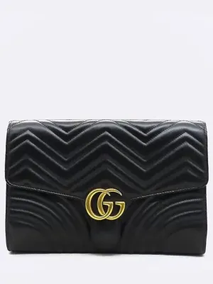 498079 Black leather GG Marmont Matelasse clutch bag