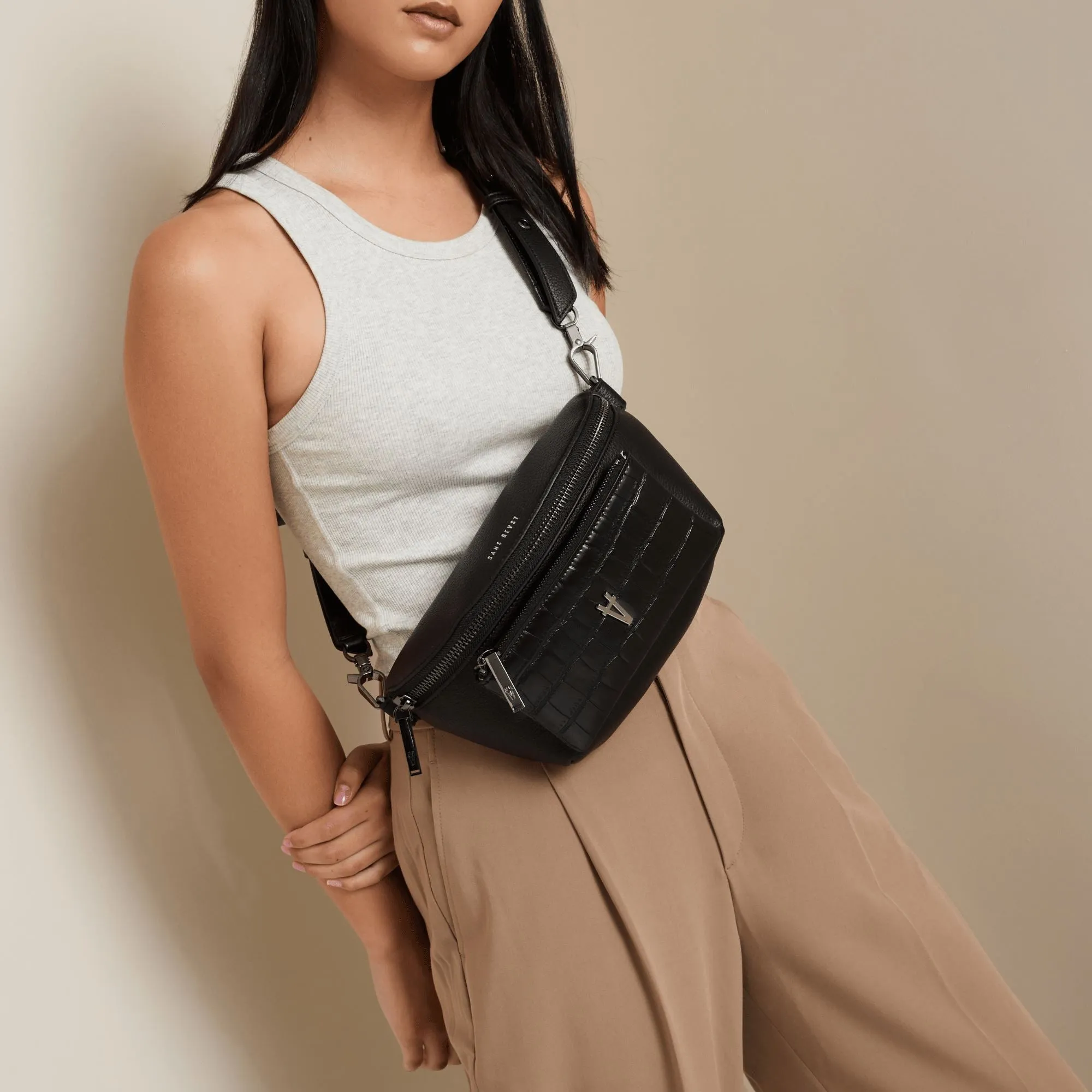 Bright Spark Crossbody - Noir   Gunmetal