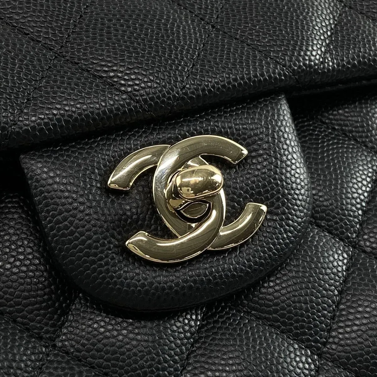 Chanel Matelasse clutch caviar black bag