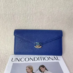 Chanel Preloved Clutch 5020711 Blue Leather Clutch